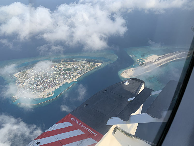 飛行機から見える島（６）