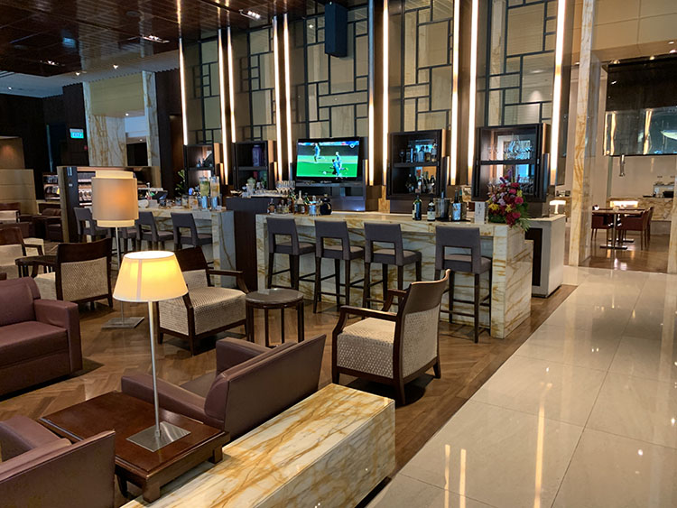 T3 First class lounge (Day 2)