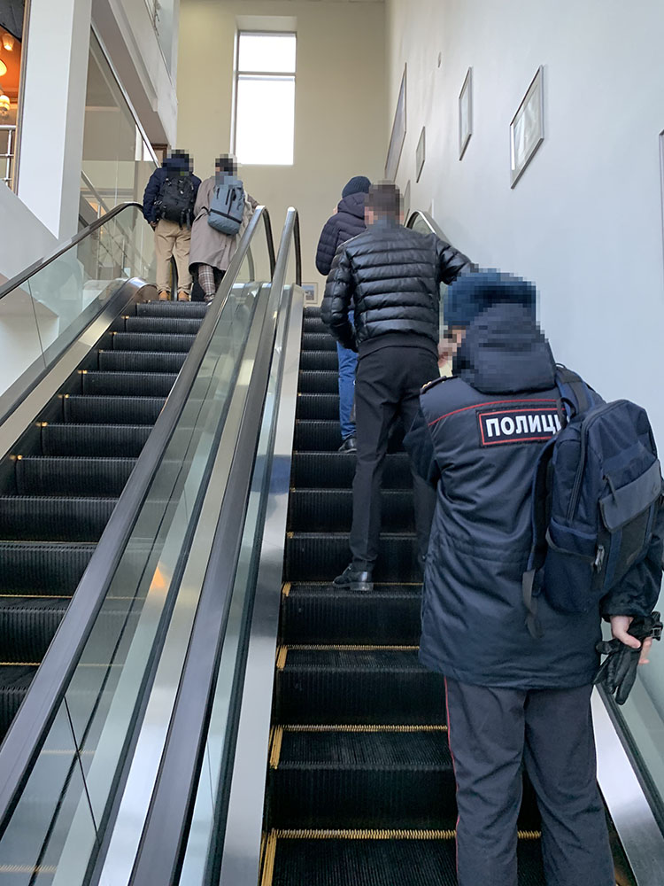 ウラジオストク駅構内